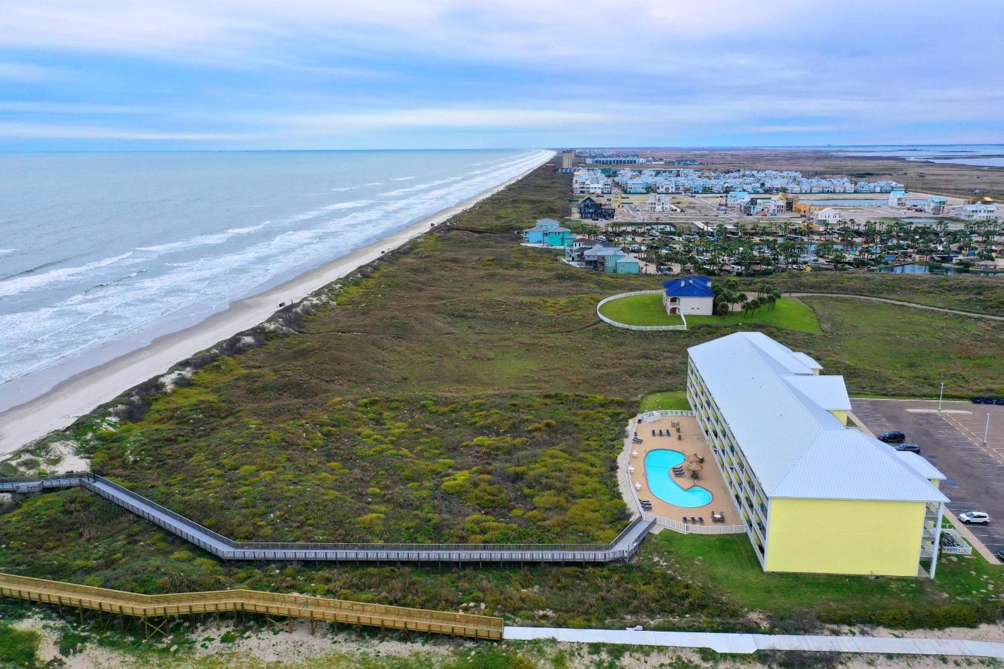 Salt Sun By Avantstay Beach Access Pool Port Aransas Dış mekan fotoğraf